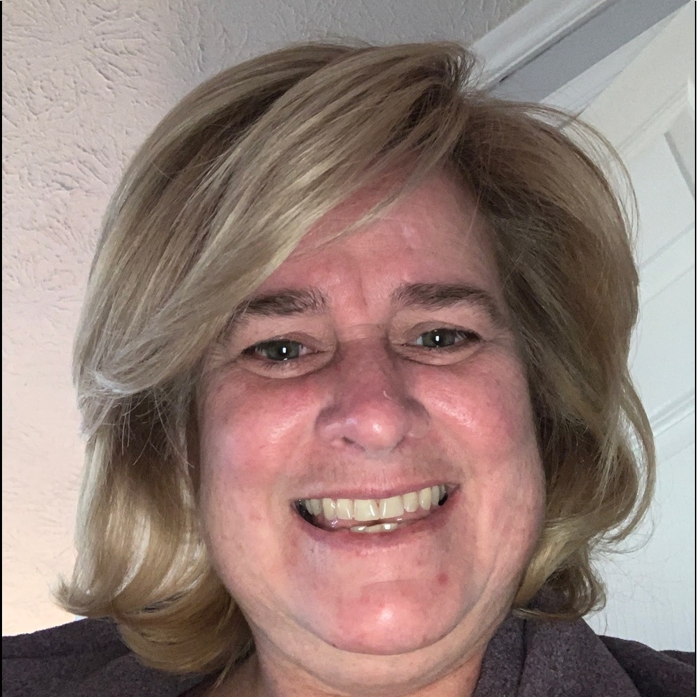Meet your Posher, Laura